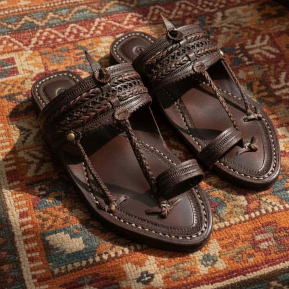 The Double Dark | Men | Leather Kolhapuri Chappal
