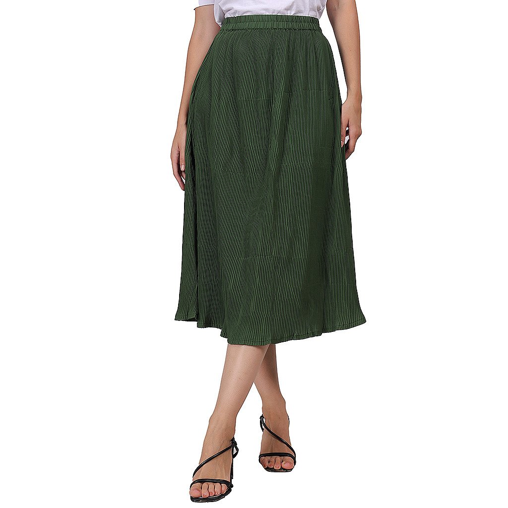 Green Skirt image 2