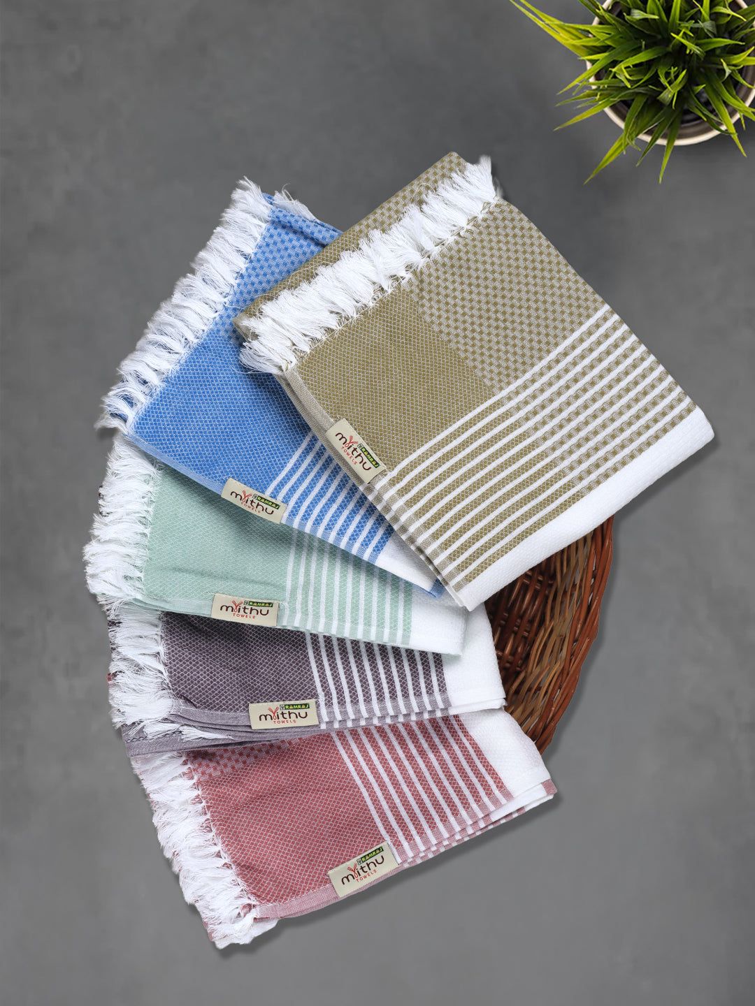 100% Cotton Self Designed Signature Bath Towel Pack Of 2 1129