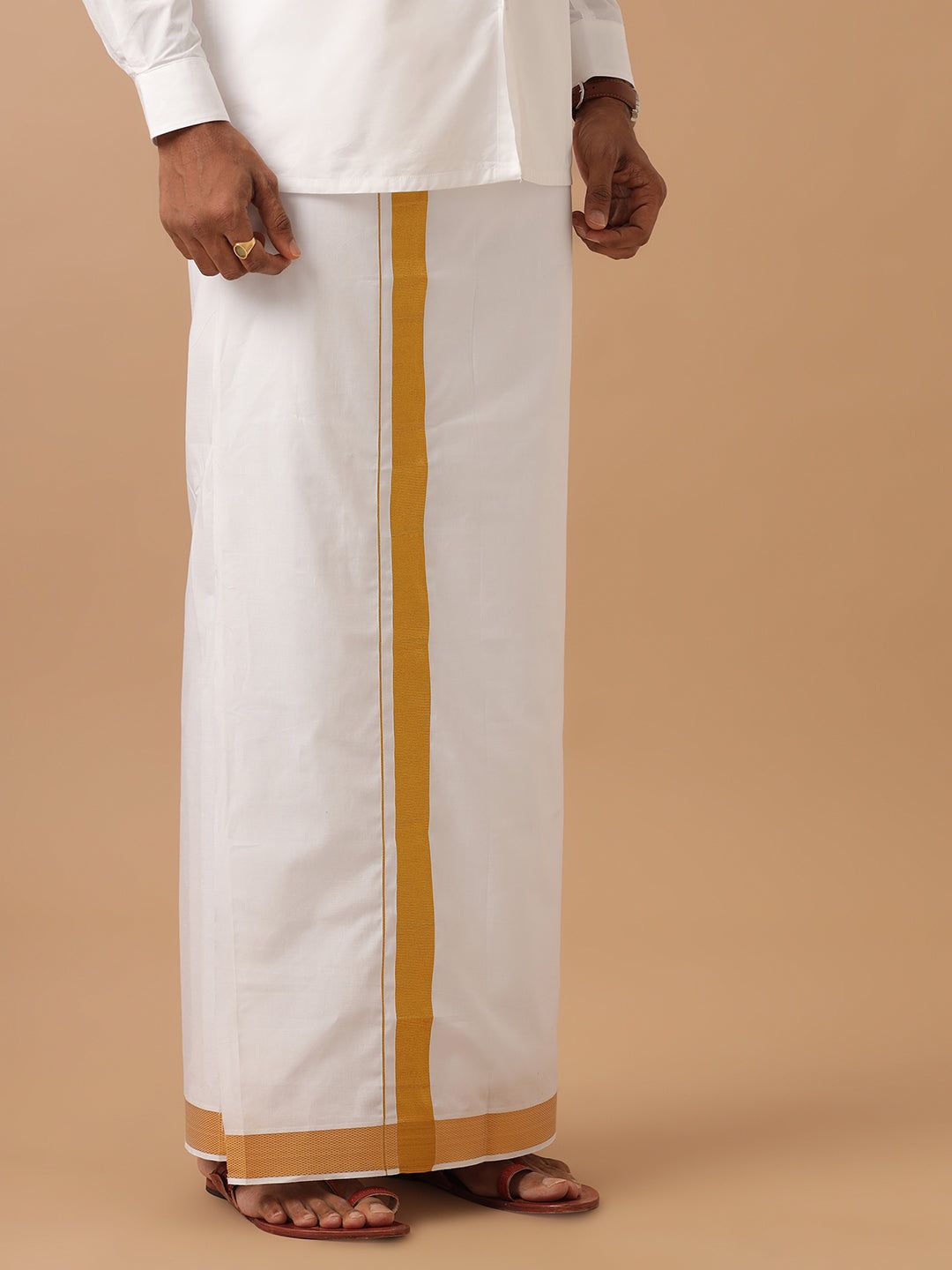 Men 100% Cotton Single Layer White Dhoti With 1 1/2" Gold Jari Border Aruthra image 2