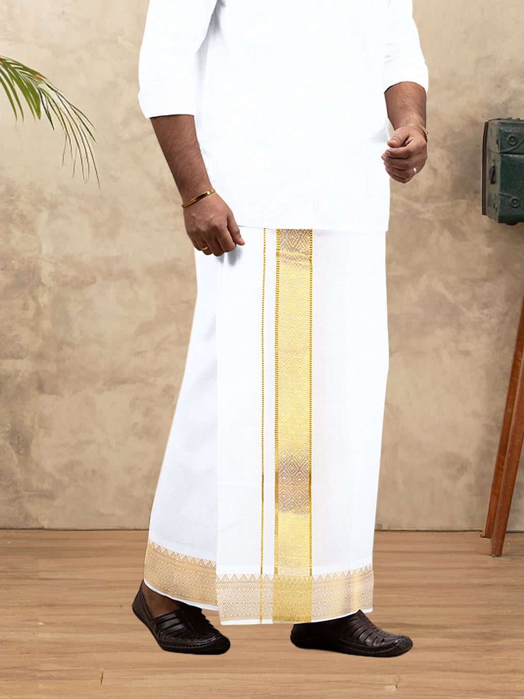 Men 100% Cotton Single Layer White Dhoti With Gold Jari Border Aura 306 image 3