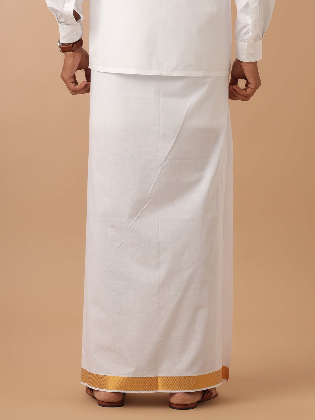 Men 100% Cotton Single Layer White Dhoti With 1 1/2" Gold Jari Border Aruthra image 3