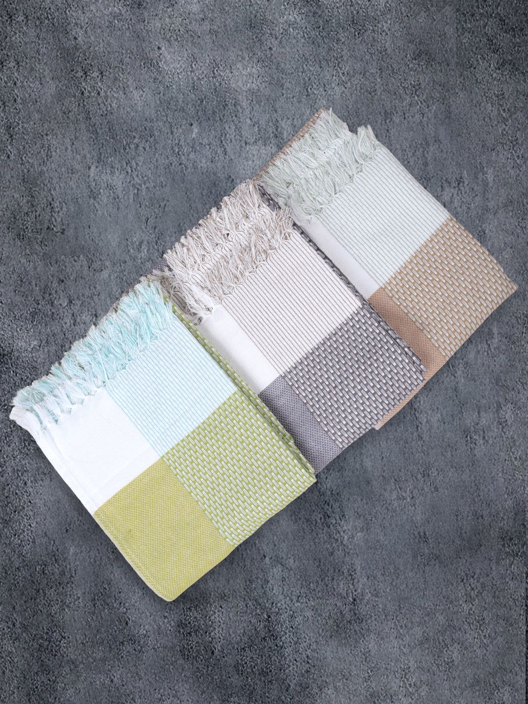 100% Cotton Self Designed Signature Bath Towel Pack Of 2 1149 image 3