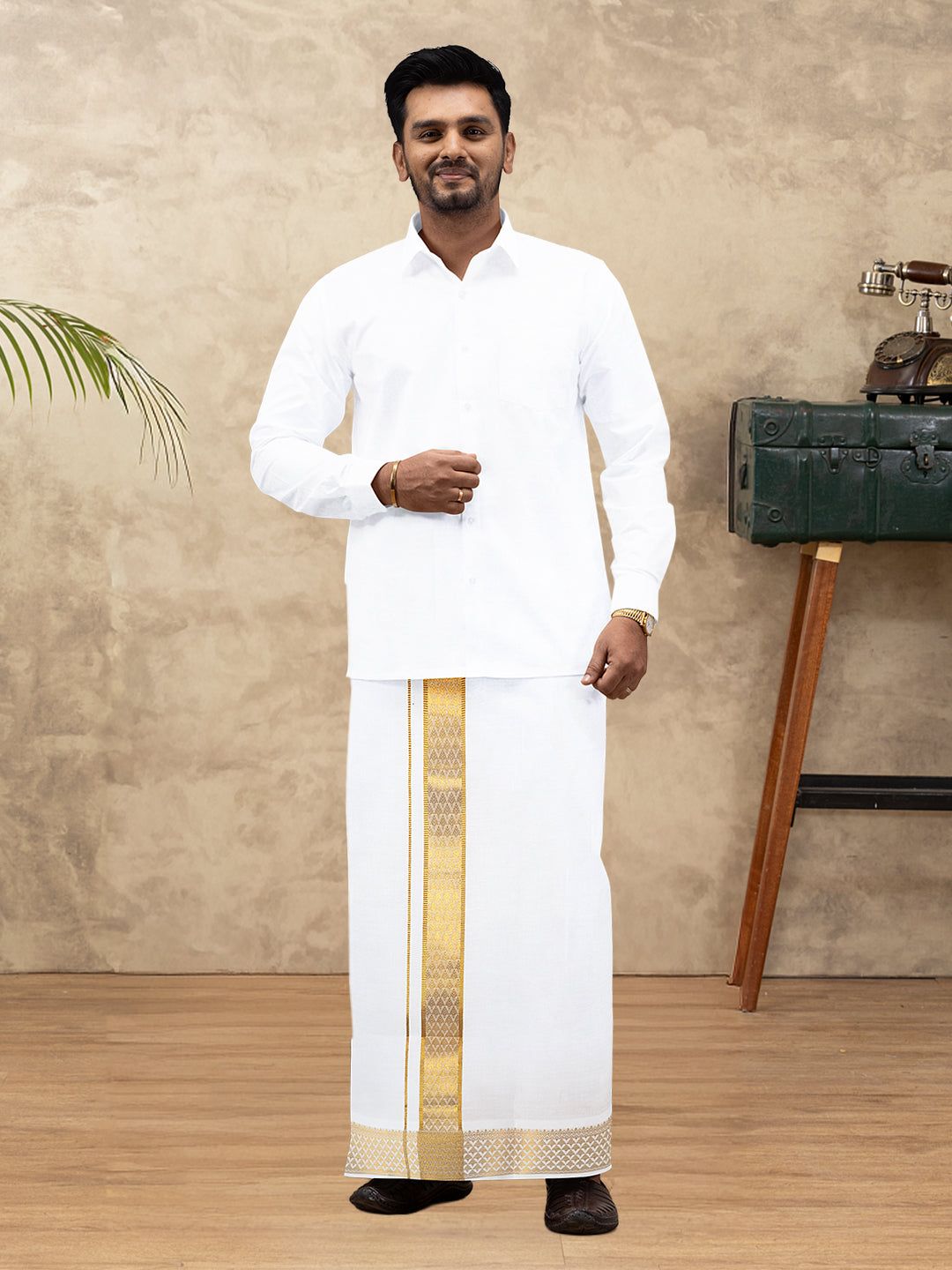Men 100% Cotton Single Layer White Dhoti With Gold Jari Border Aura 363 image 4