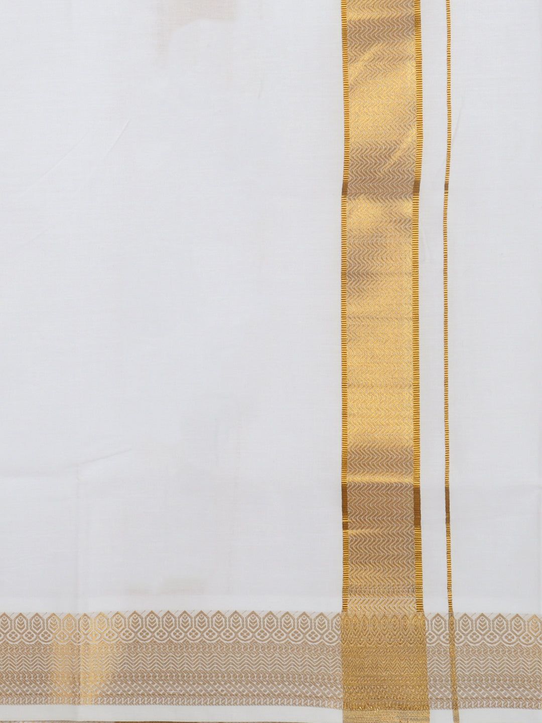 Men 100% Cotton Single Layer White Dhoti With Gold Jari Border Aura 315 image 4