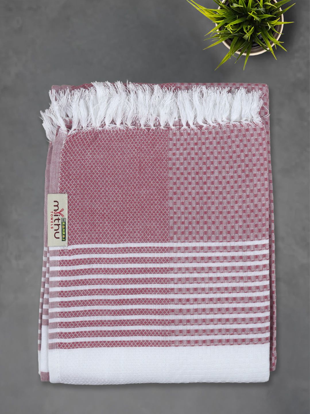 100% Cotton Self Designed Signature Bath Towel Pack Of 2 1129 image 5