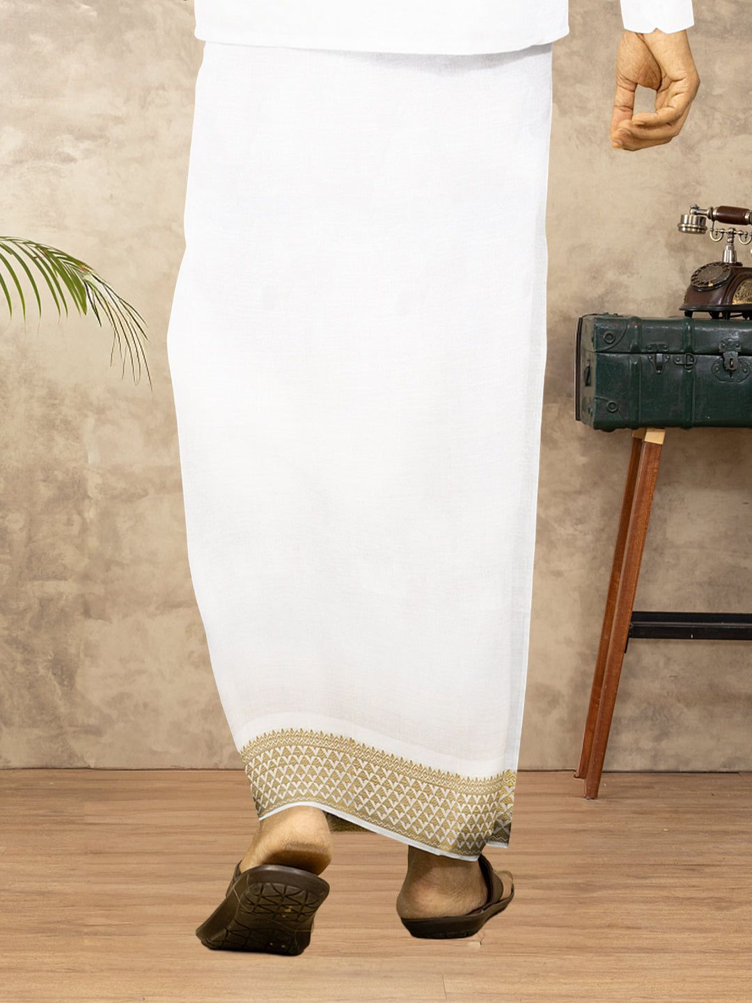 Men 100% Cotton Single Layer White Dhoti With Gold Jari Border Aura 363 image 6