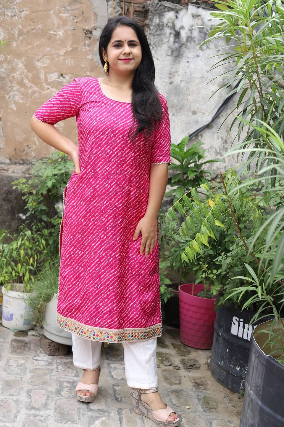 Magenta Upada Bandhani Kurta Set With Dupatta image 2