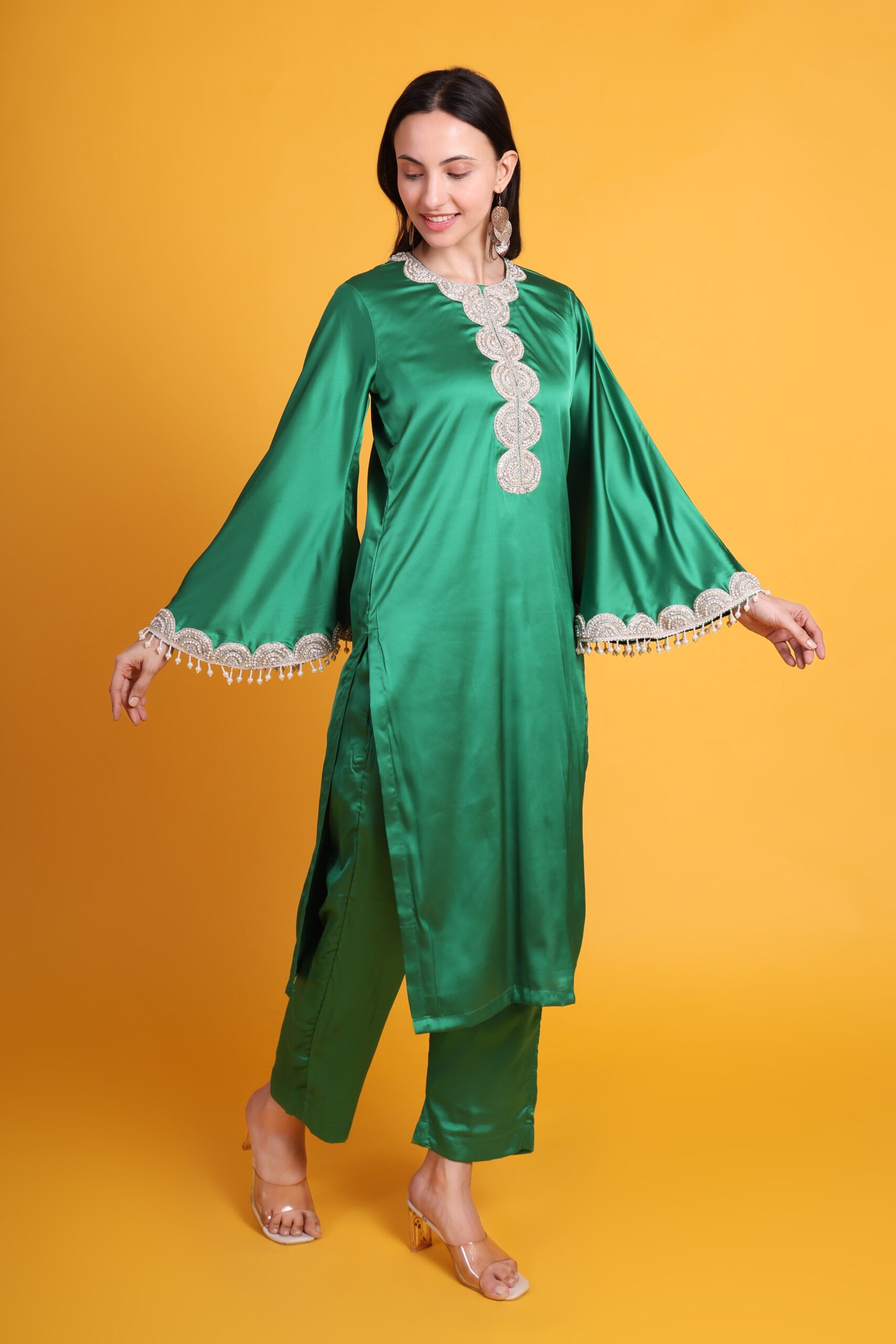 Crepe Straight Kurta Set With Lace Work