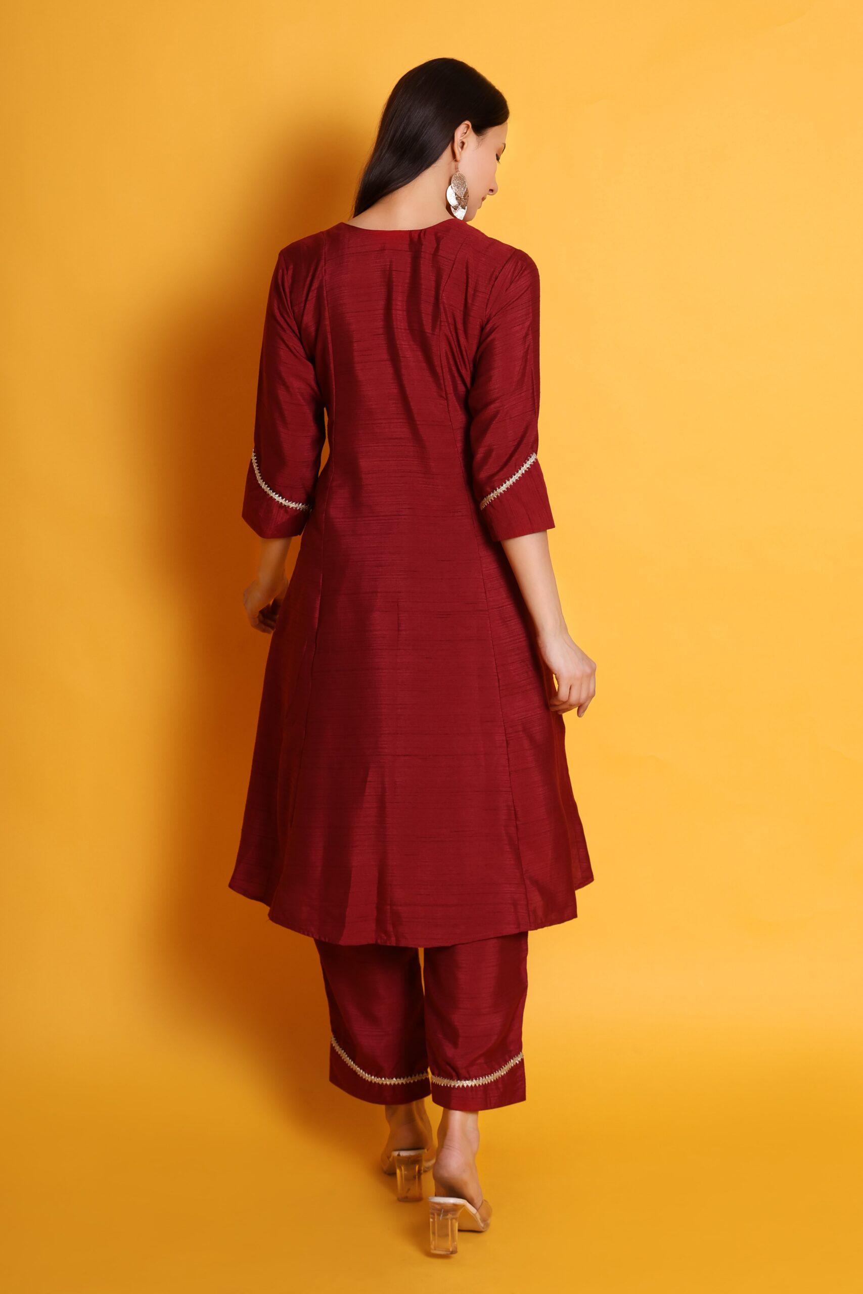 Satin Dupion Kurta Set With Lace Work image 2