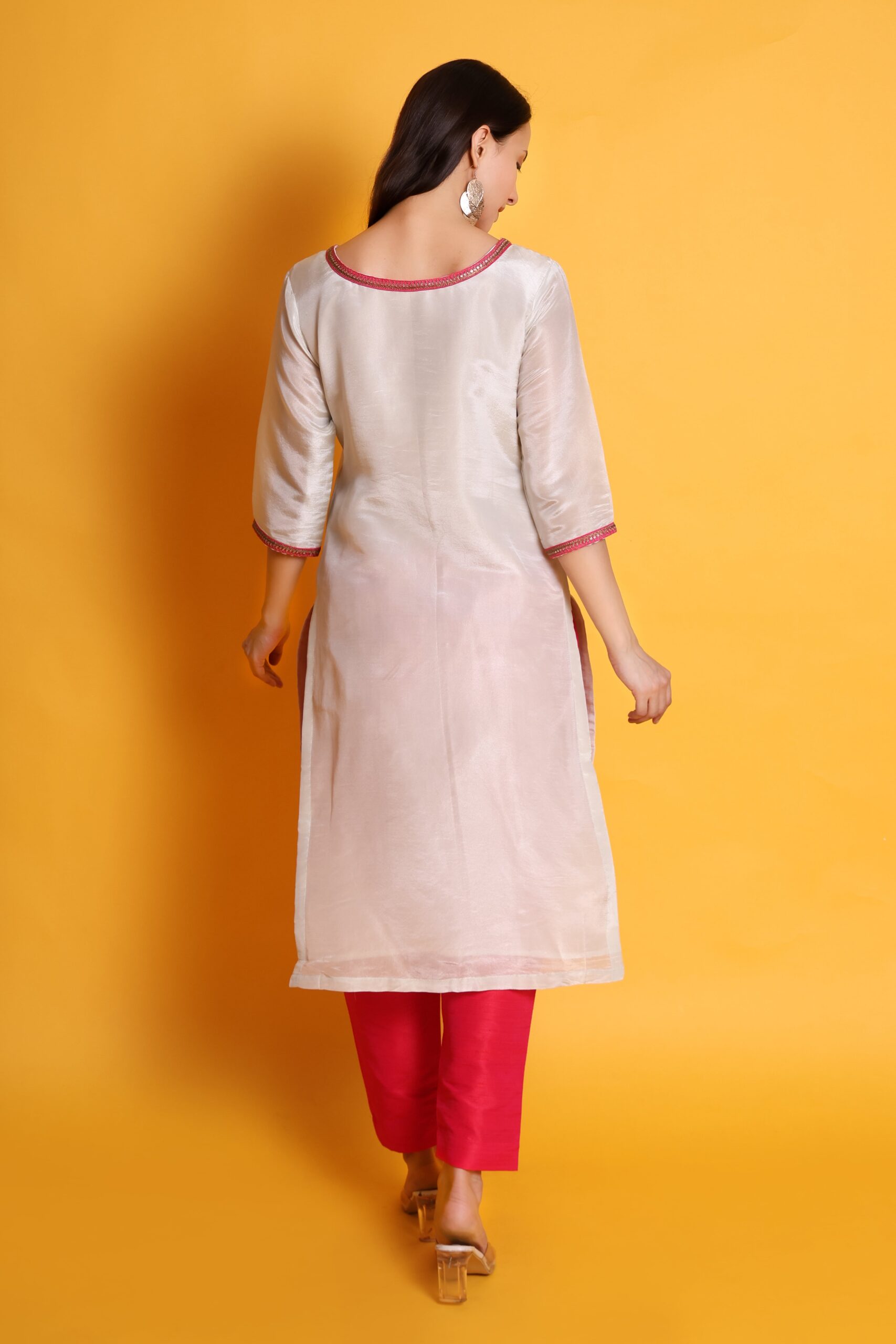 Tissue Silk Kurta With Raw Silk Pant image 2
