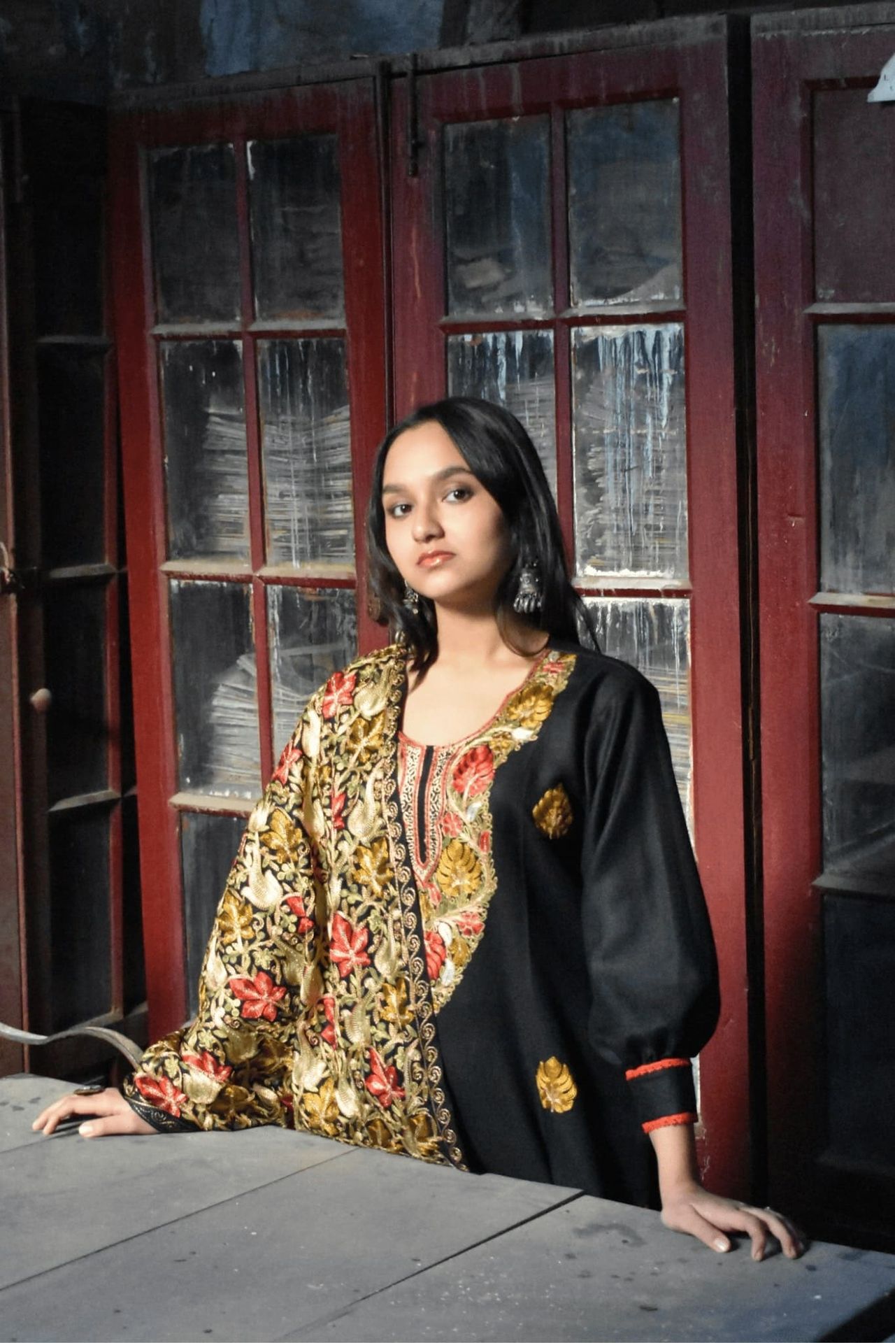 Kashmere Embroidery Woolen Suit With Shawl (BLACK)