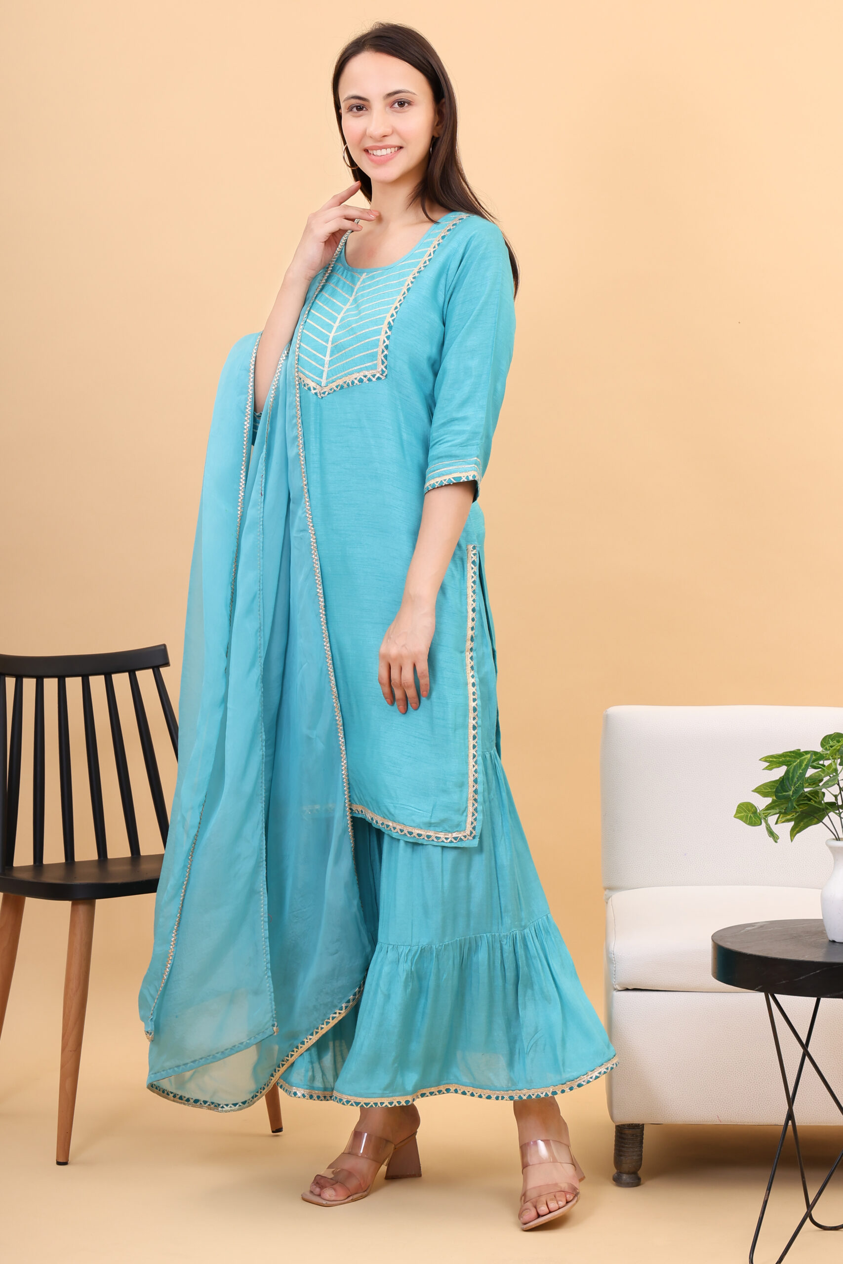 Dola Silk Kurta Set With Dupatta image 3