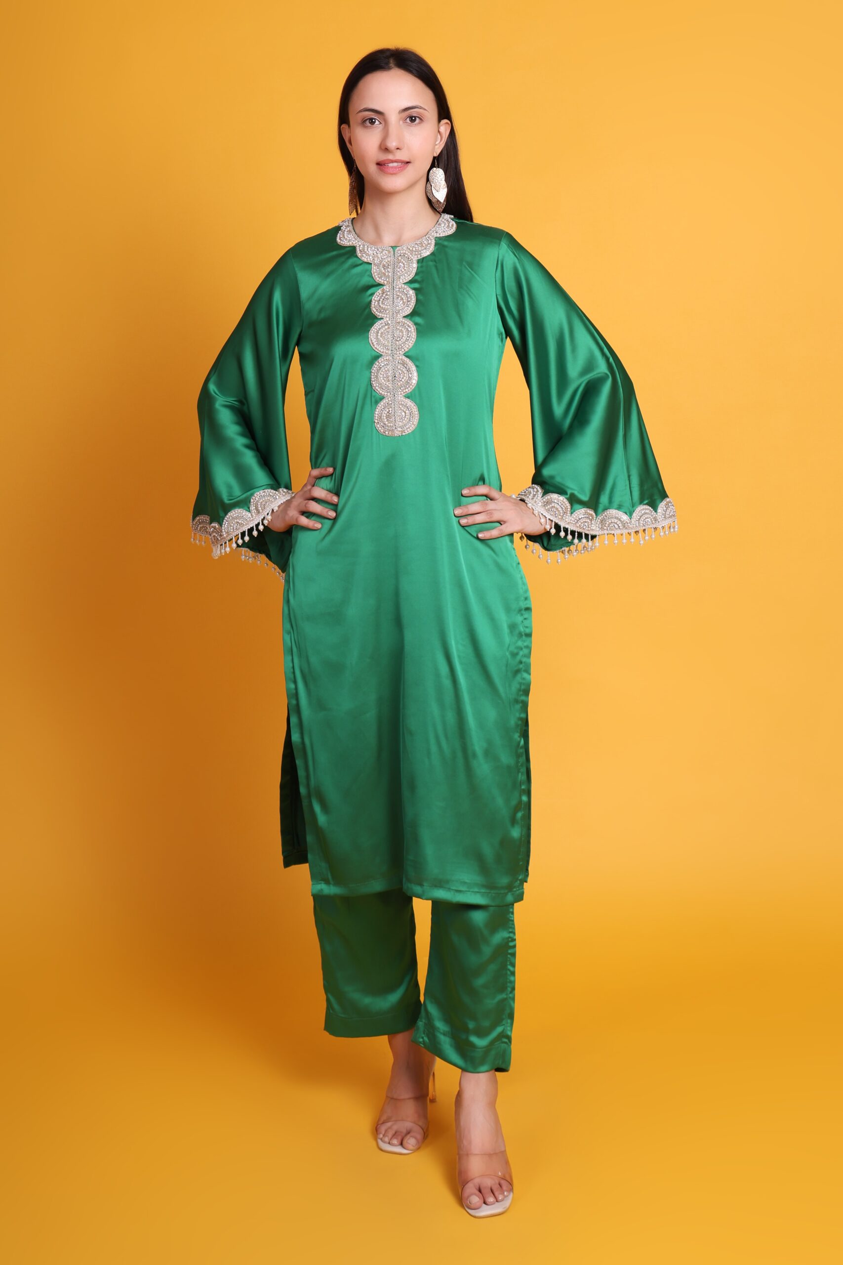 Crepe Straight Kurta Set With Lace Work image 3