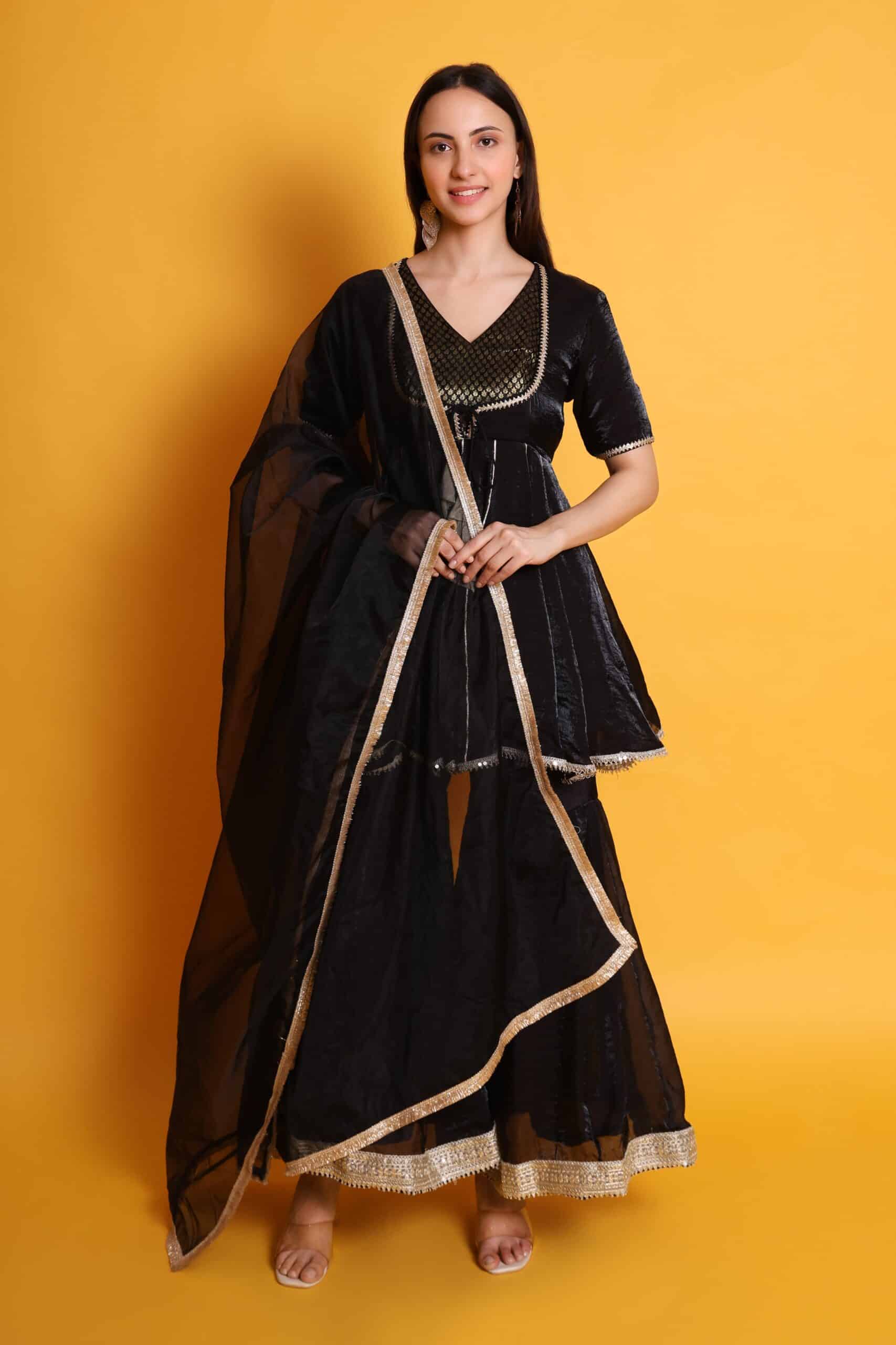Tissue Organza Sharara Set With Organza Dupatta image 3