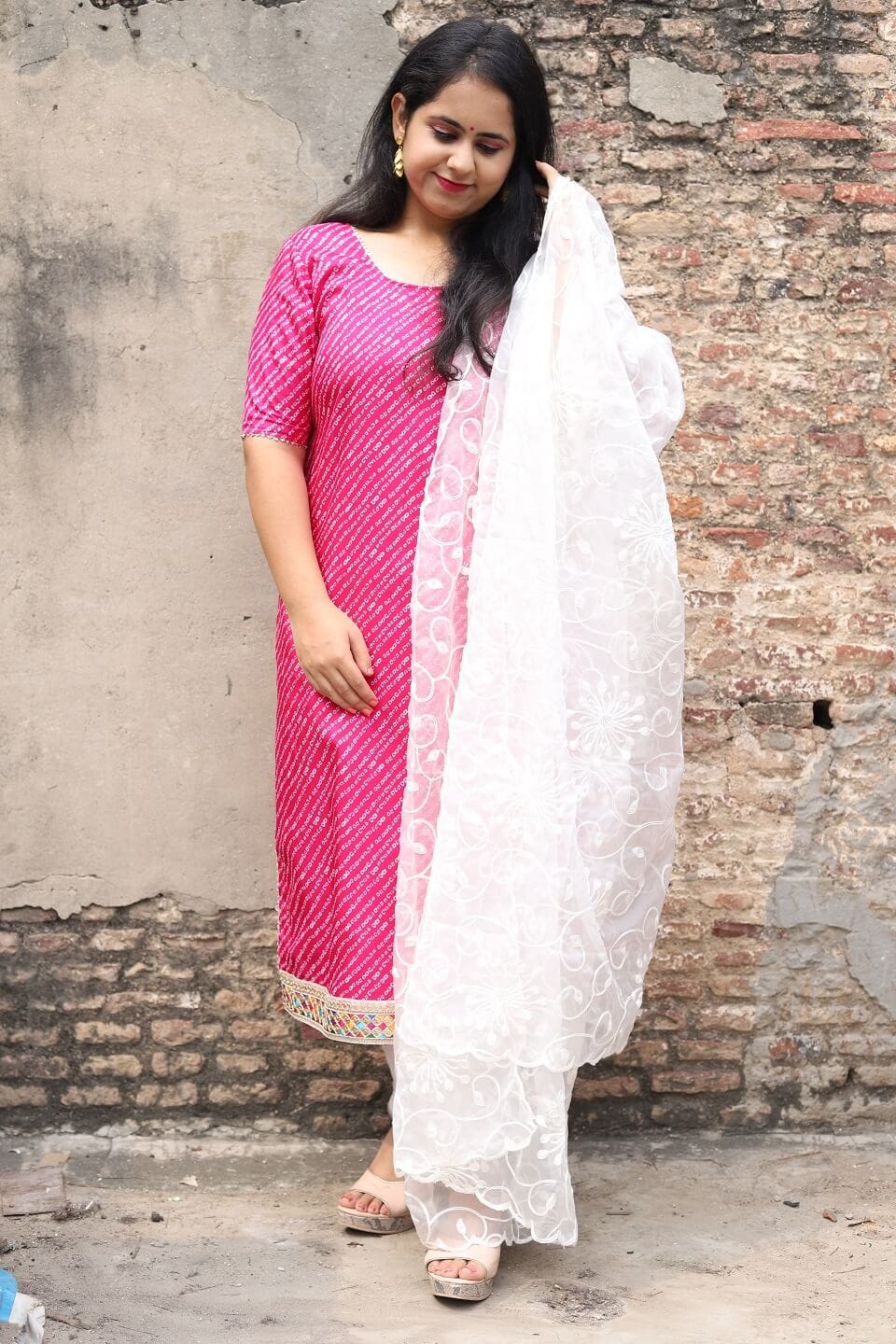 Magenta Upada Bandhani Kurta Set With Dupatta image 4