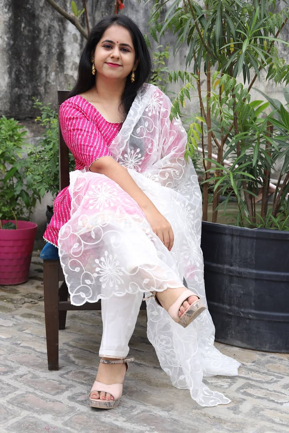 Magenta Upada Bandhani Kurta Set With Dupatta image 6