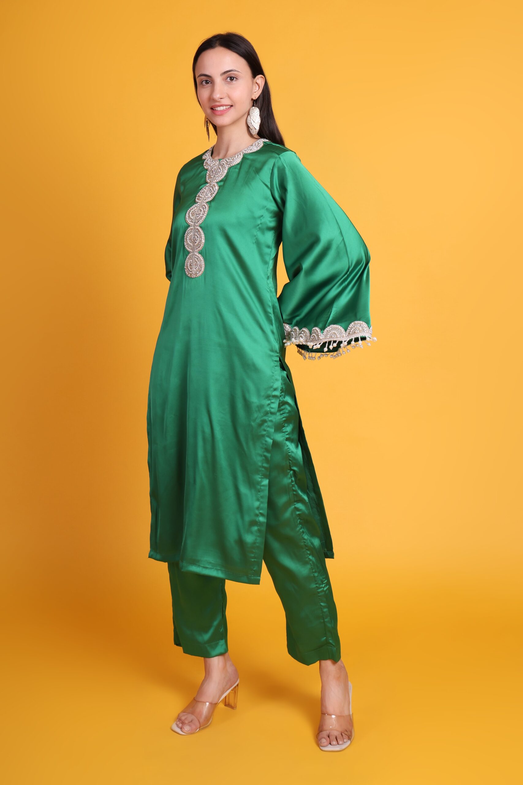 Crepe Straight Kurta Set With Lace Work image 4