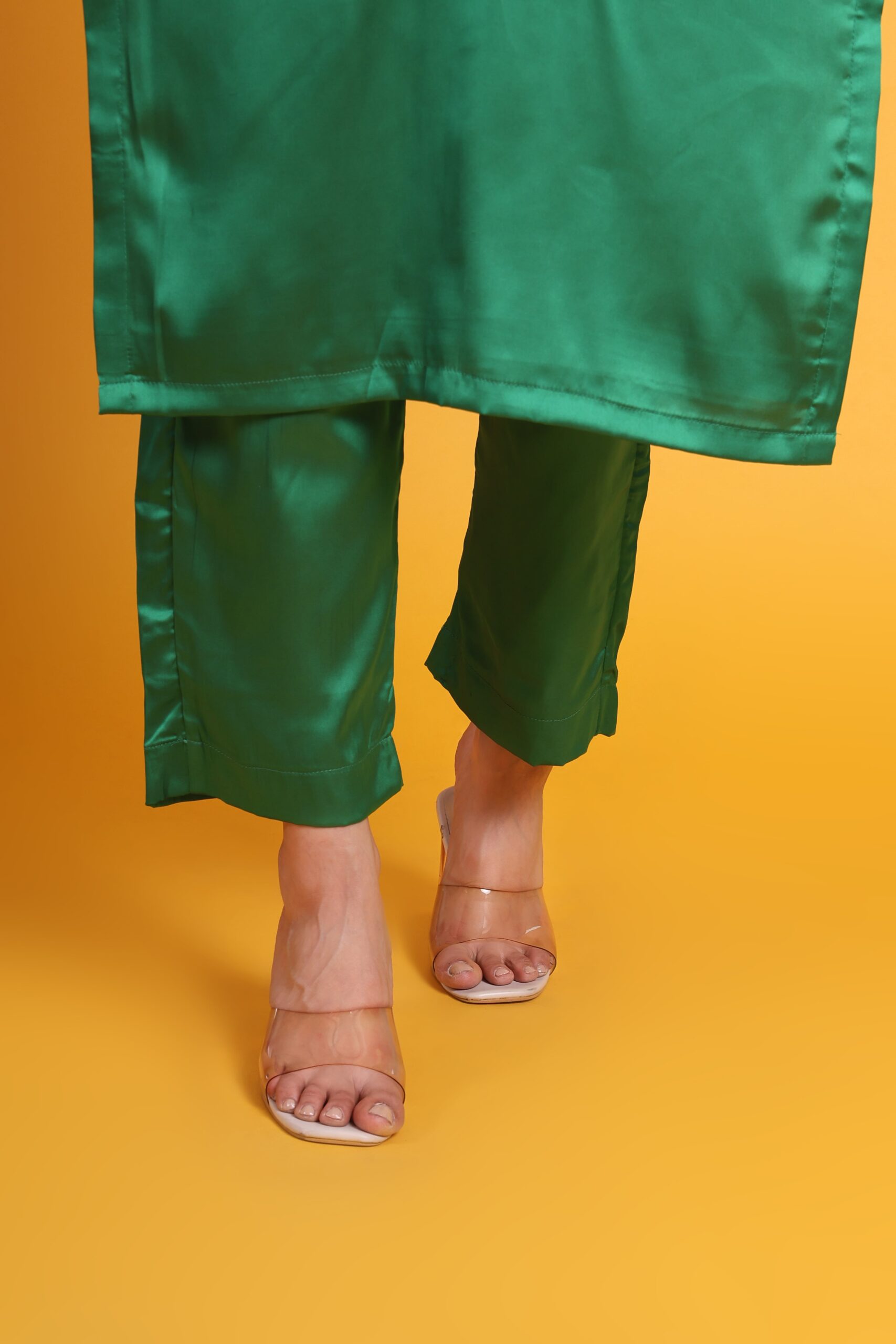 Crepe Straight Kurta Set With Lace Work image 6