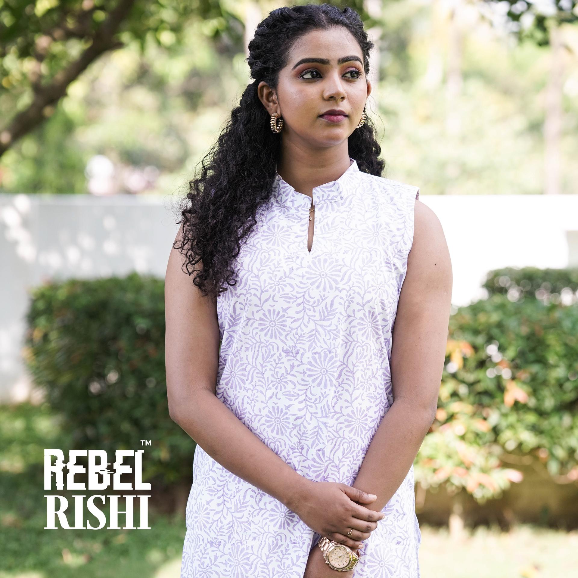 Lavender Floral Hand-block Sleeveless Kurta image 3