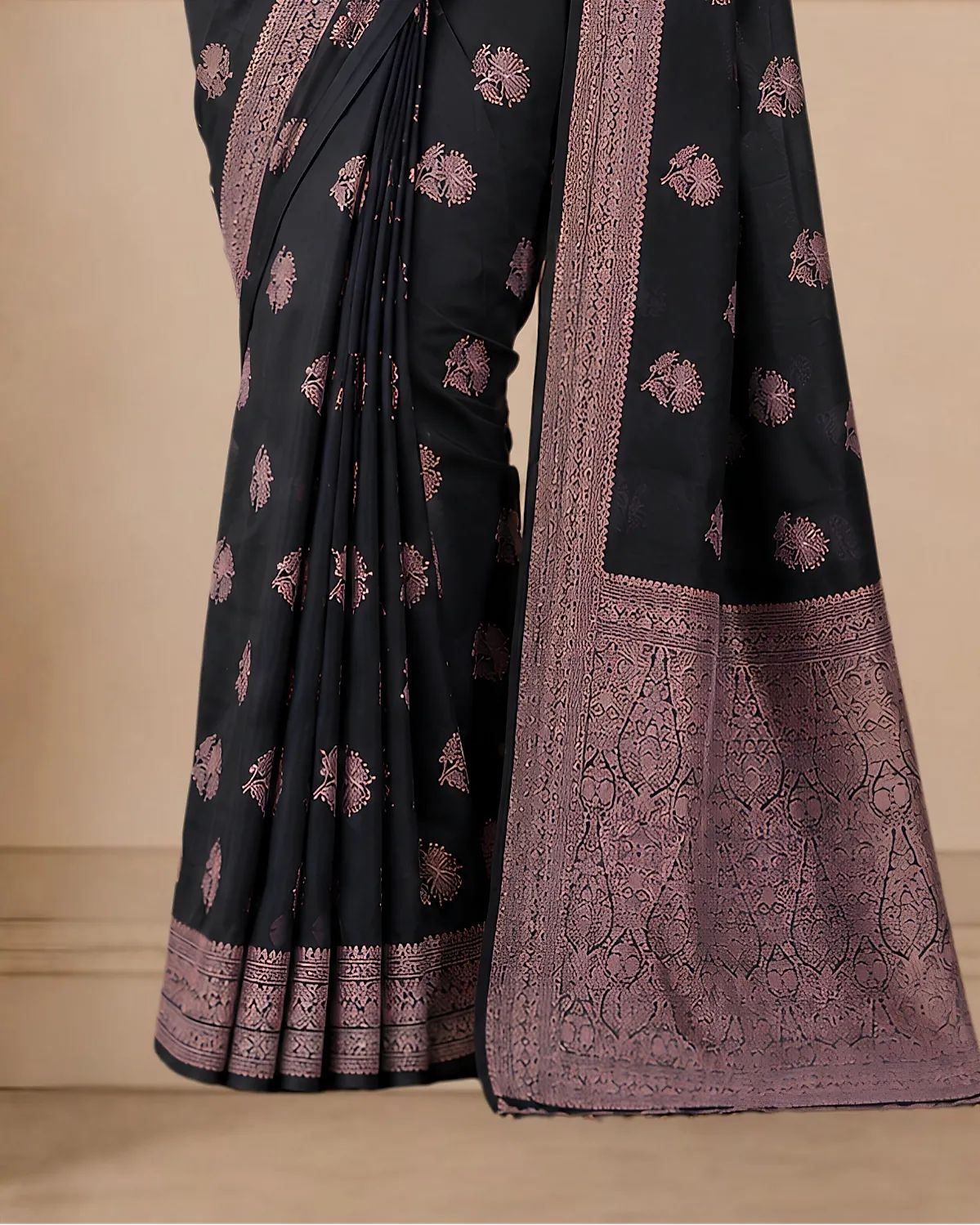 Meera Butta Saree image 3