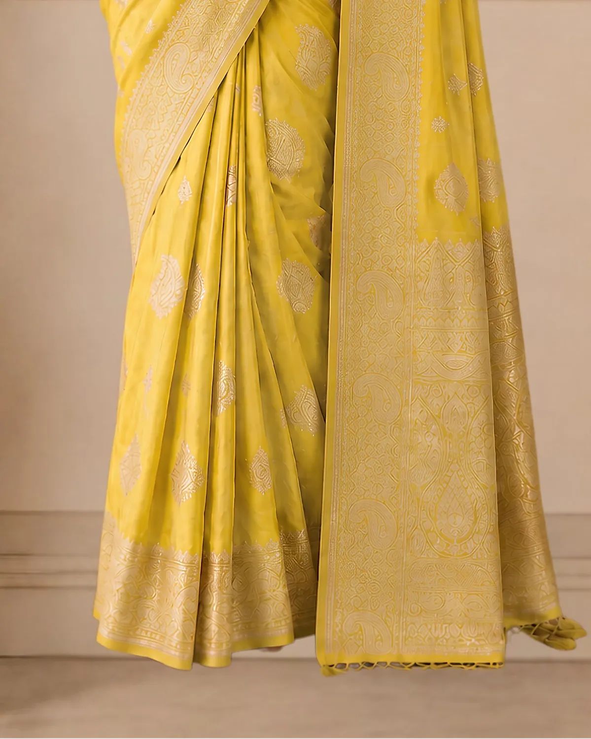 Swara Butta Saree image 3