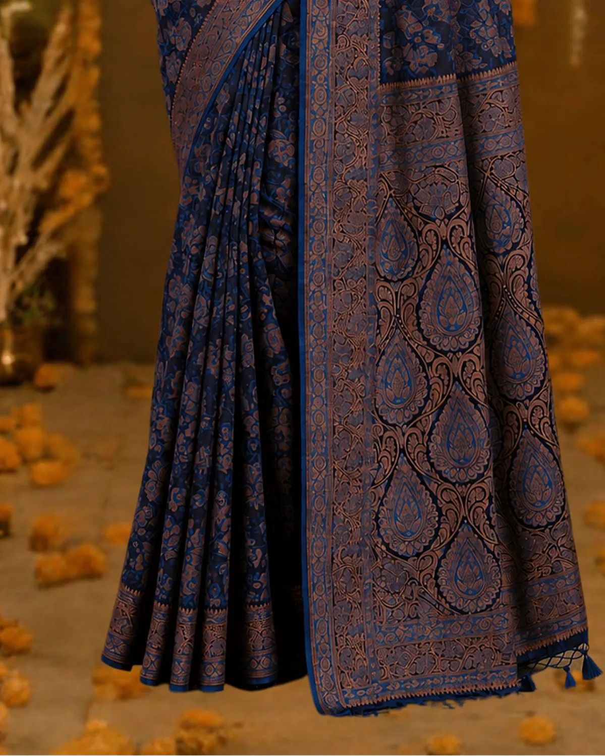 Neelambari Floral Printed Saree image 3