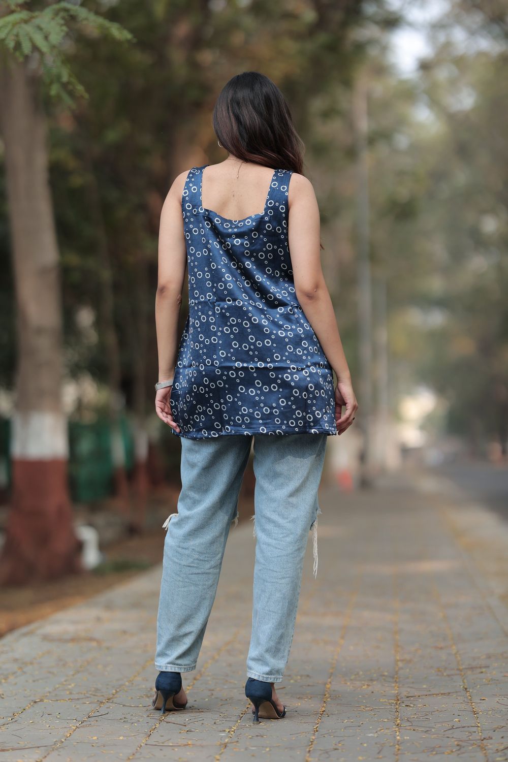 Diya Gajji Silk Dotted Top image 5