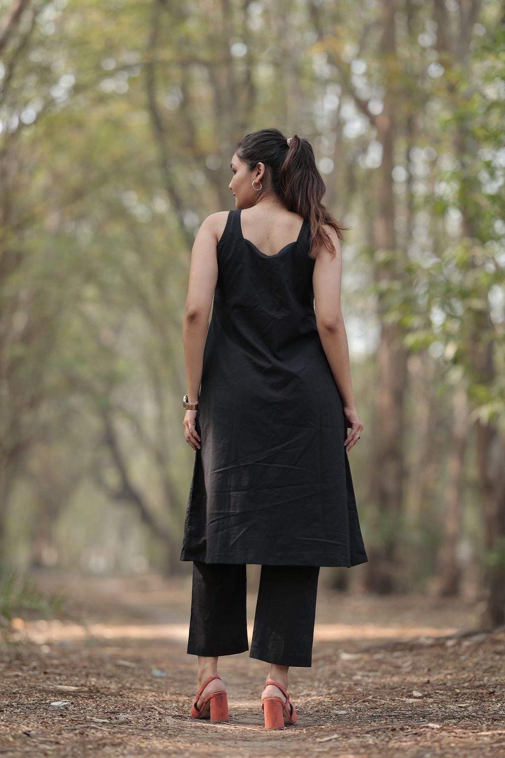 Krishvi Cambric Cotton Kurta Co-ord Set image 6