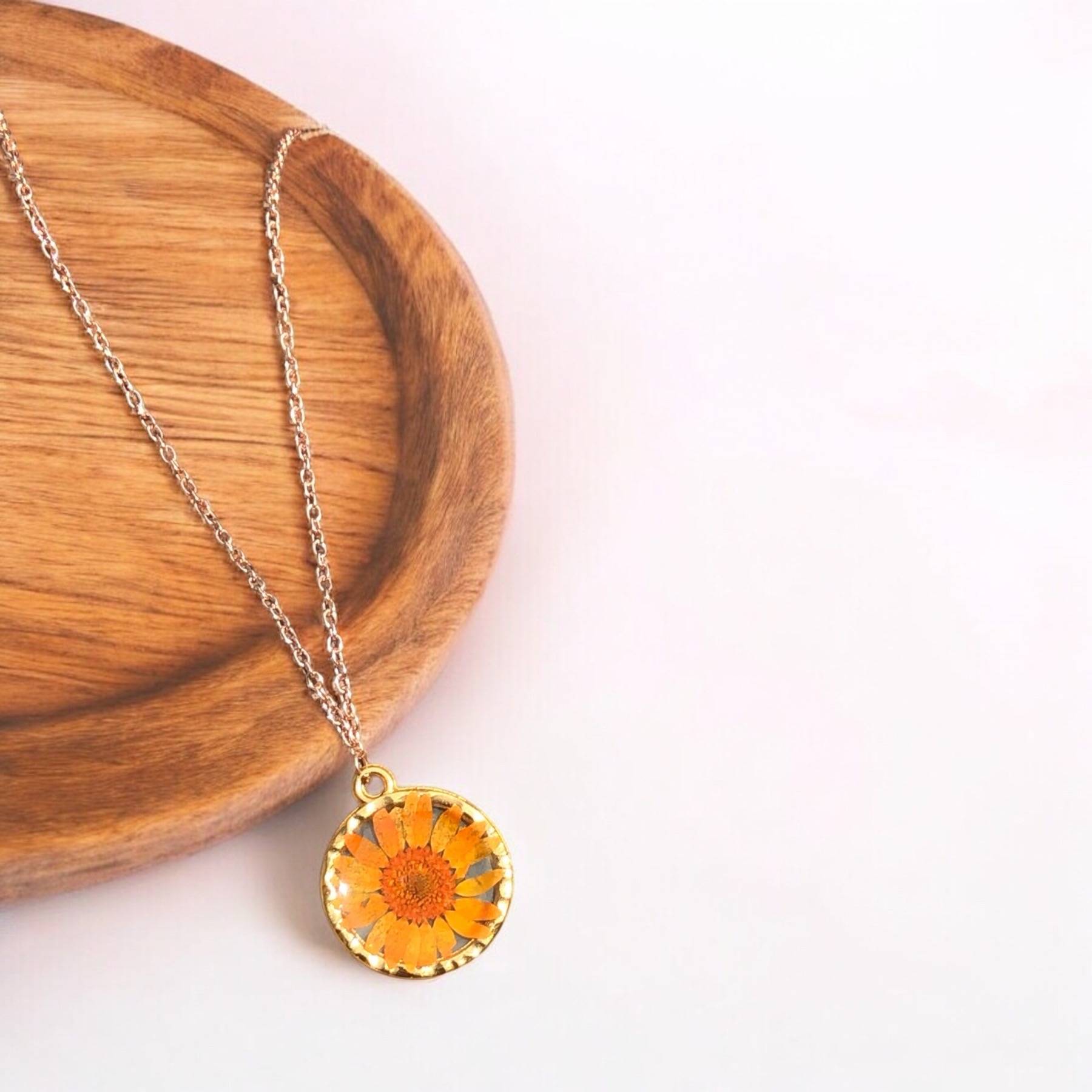Golden Daisy - Real Dried Flower Necklace