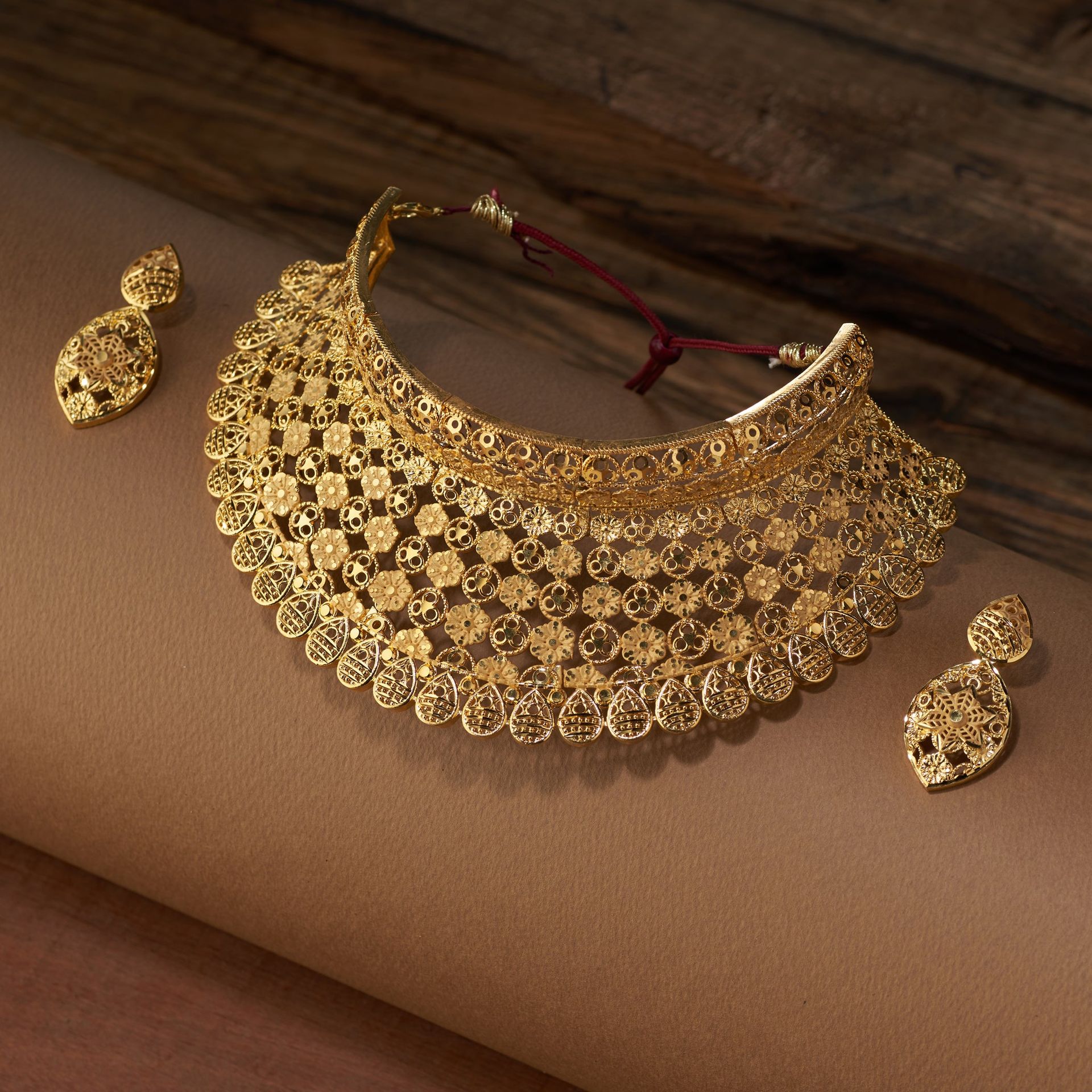 Gold Choker Necklace - Forming Jewellery | Divyashri By Tilloma