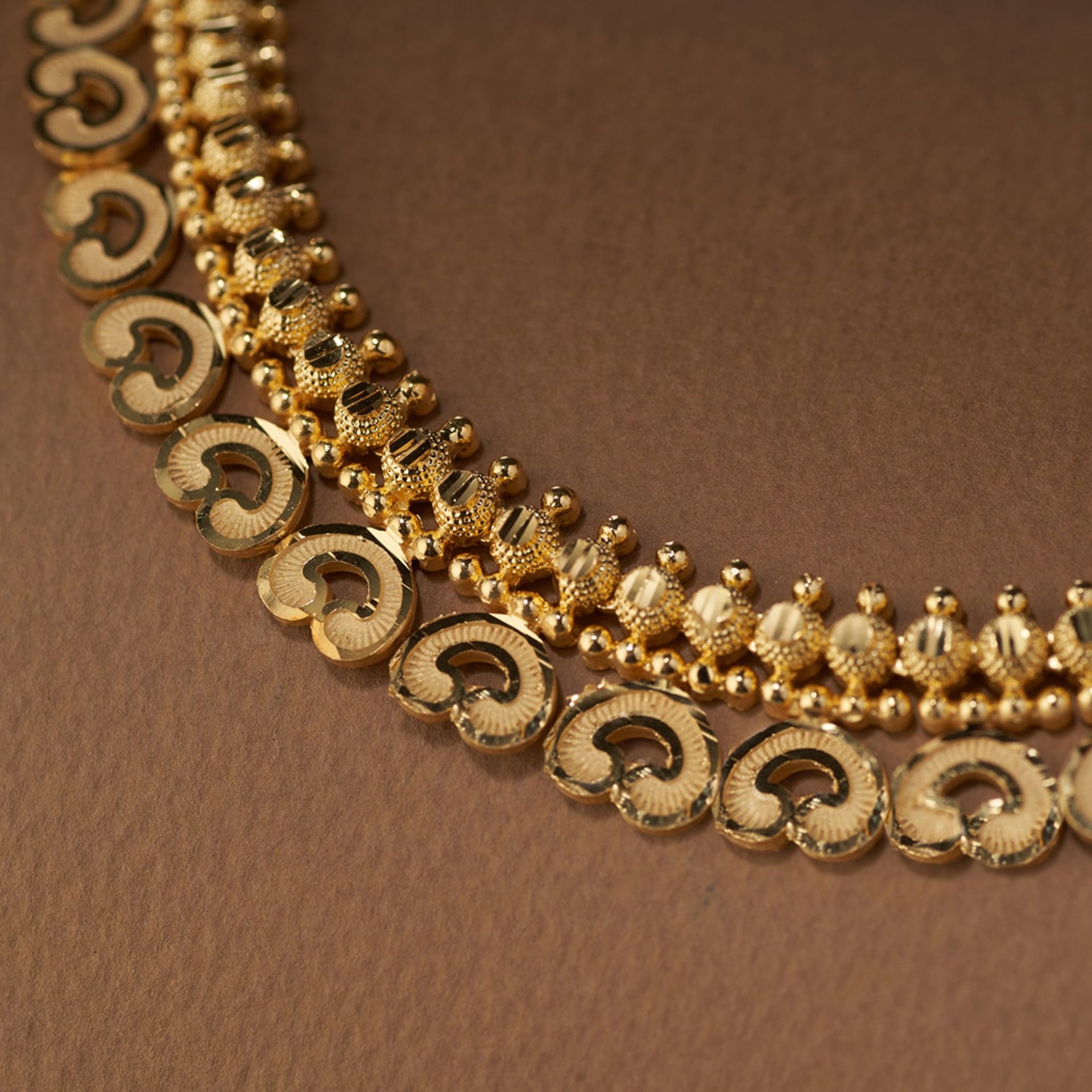 High Gold Forming Necklace Set With Designer Earrings Modern Gold Replica Finish image 2