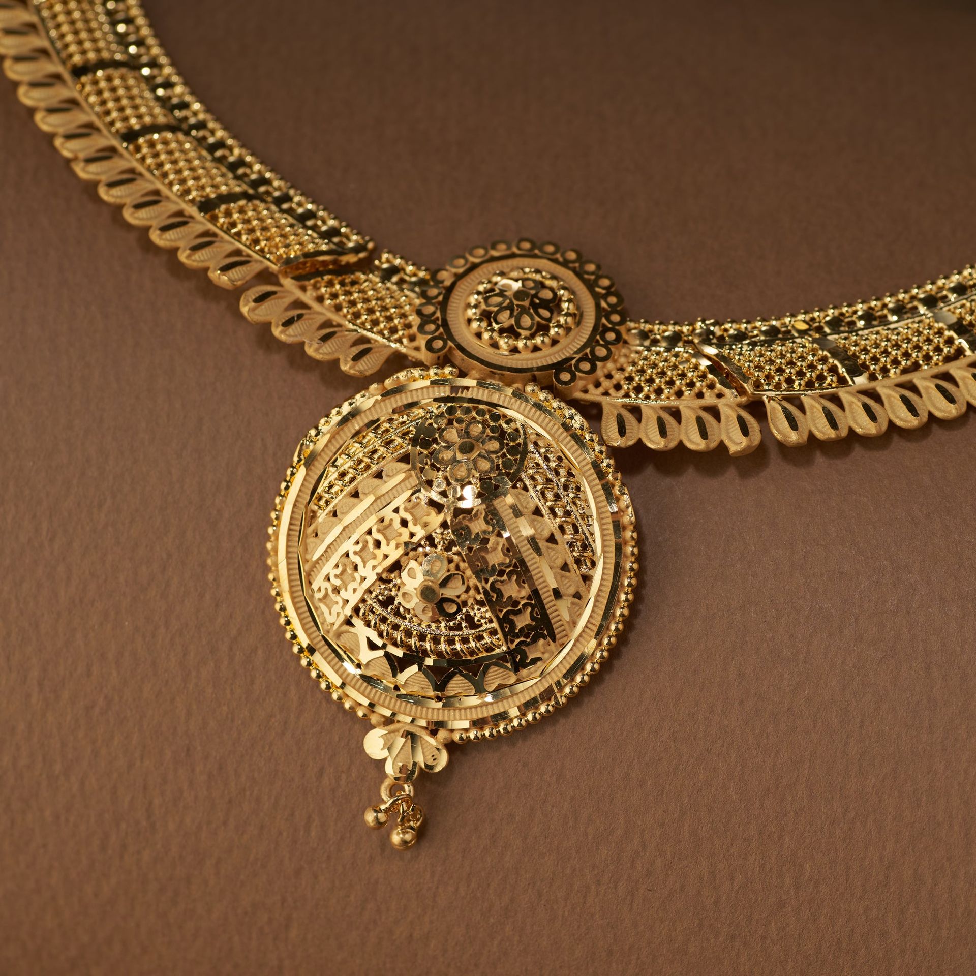 Gold Forming Necklace Set | Samona By Tilloma image 2