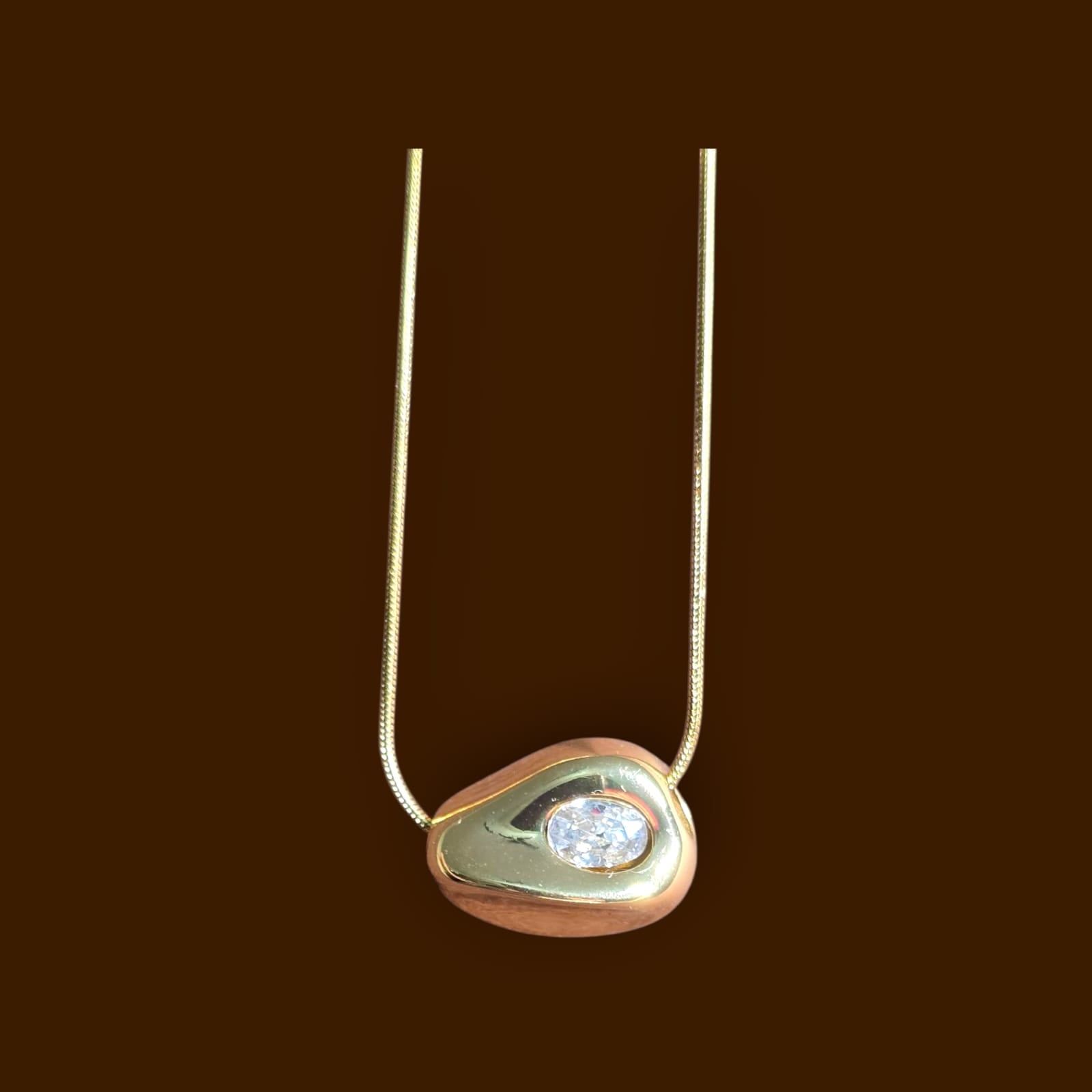 Minimalist Gold Pendant Necklace With Solitaire Stone | Modern Everyday Jewellery image 3