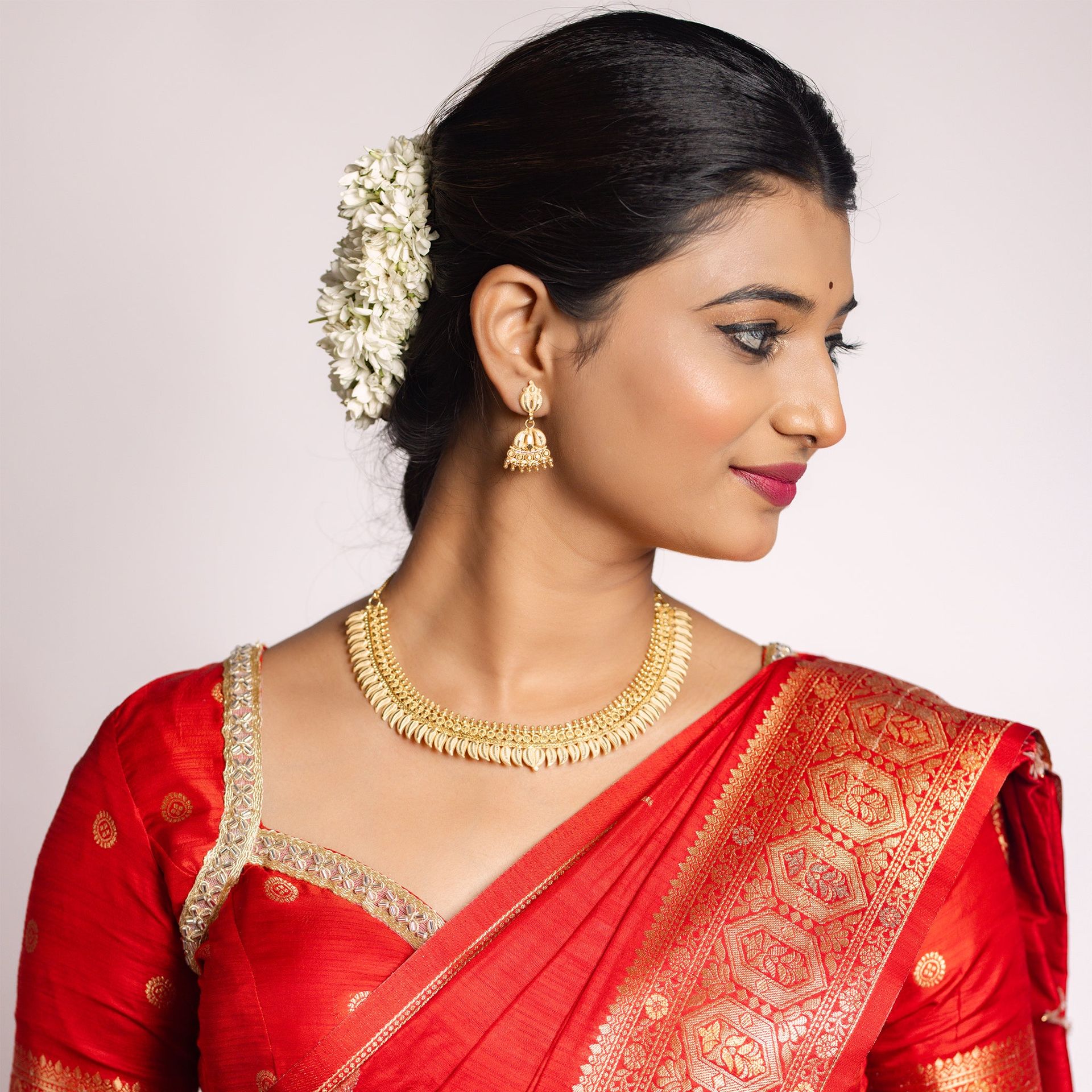 Gold Forming Necklace Set | Kumarika By Tilloma image 4