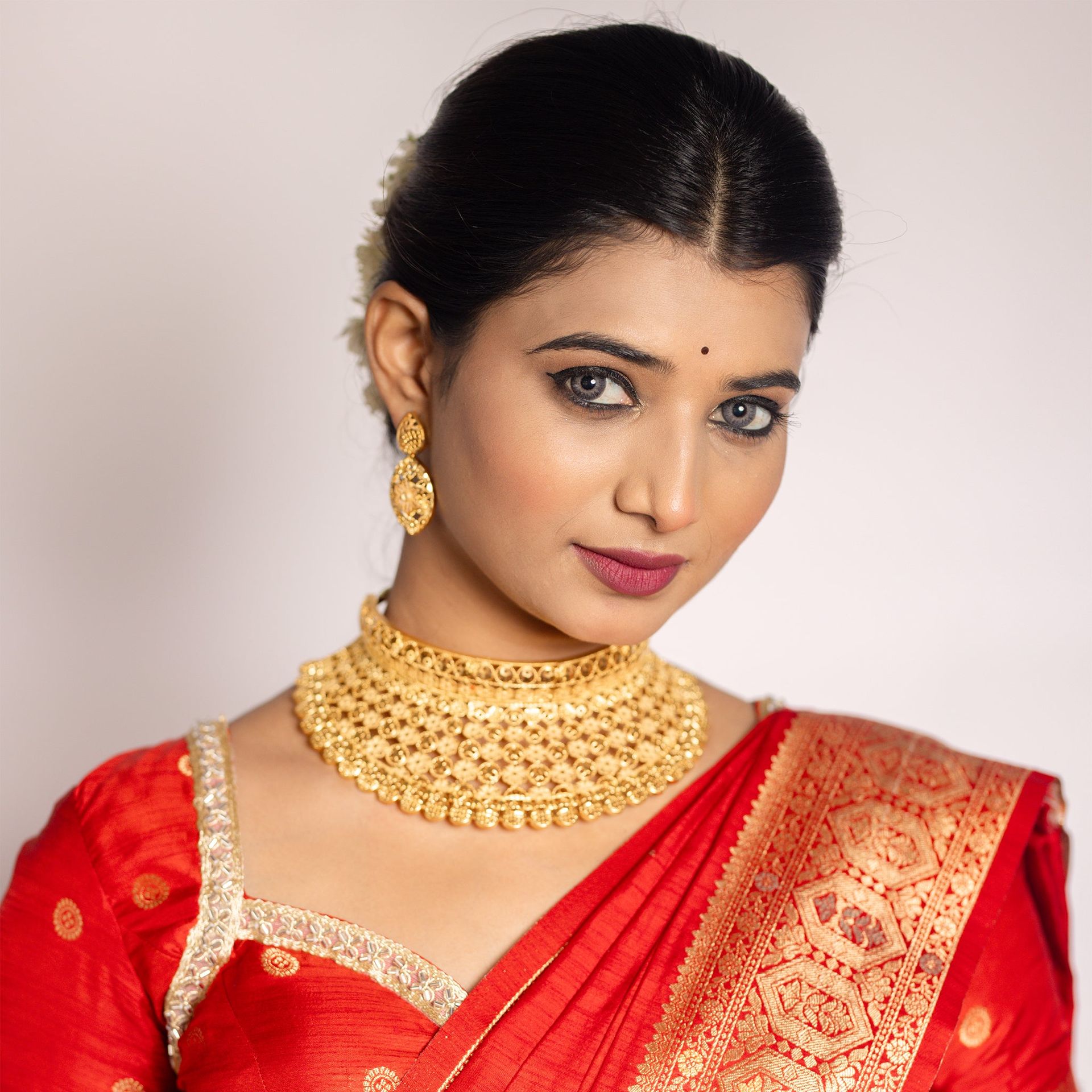 Gold Choker Necklace - Forming Jewellery | Divyashri By Tilloma image 5
