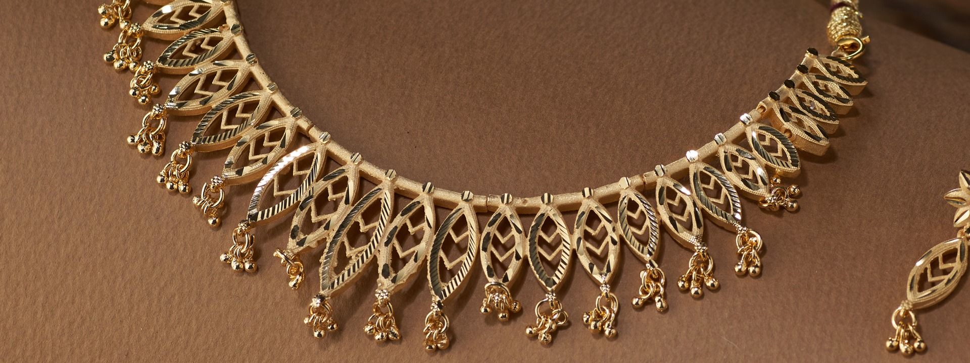 Store banner